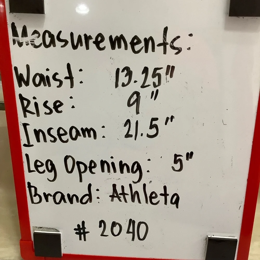 Athleta Mesh Contender Capri - Picture 7 of 7